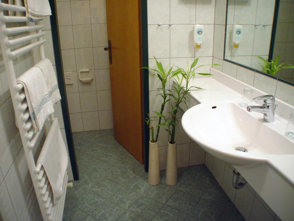 Hotel Birkenhof - - Wohlfuehl Mit Wochenend-restaurant
