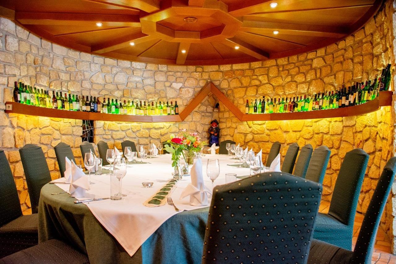 Birkenhof - - Wohlfuehl Mit Wochenend-restaurant 4* Gols