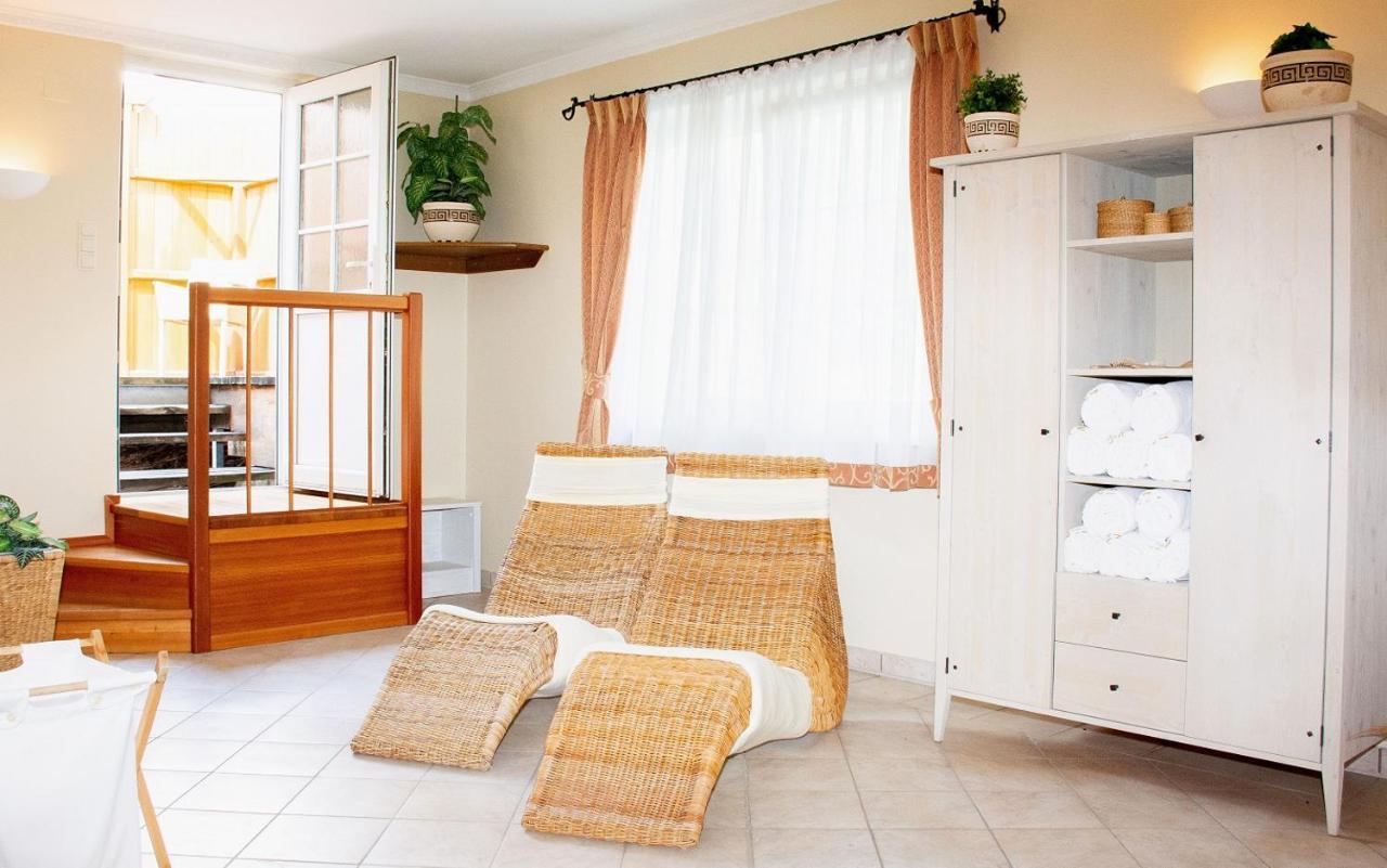 Birkenhof - - Wohlfuehl Mit Wochenend-restaurant 4* Gols