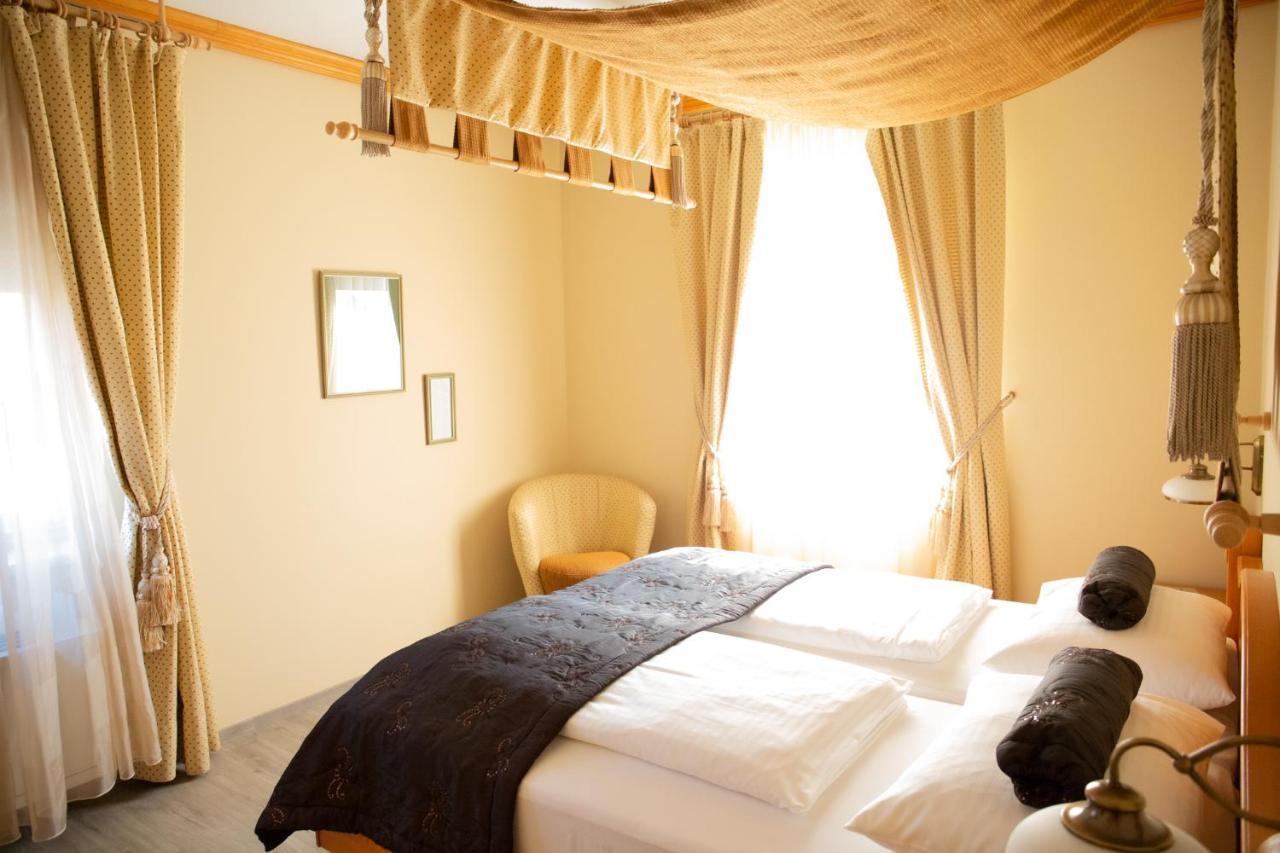 Birkenhof - - Wohlfuehl Mit Wochenend-restaurant Hotel Gols